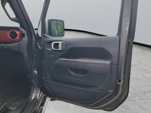 Used 2019 Jeep Wrangler Unlimited Rubicon AWD/4WD image 30