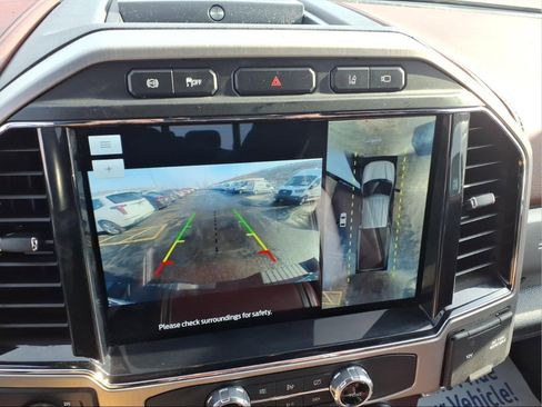 Used 2022 Ford F350 Platinum image 10