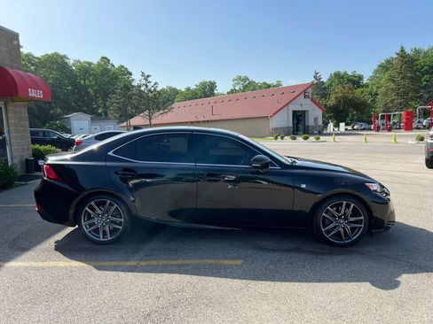 Used 2016 Lexus IS 200t w/ F Sport Package RWD image 4