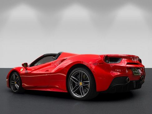 Certified 2019 Ferrari 488 Spider RWD image 5