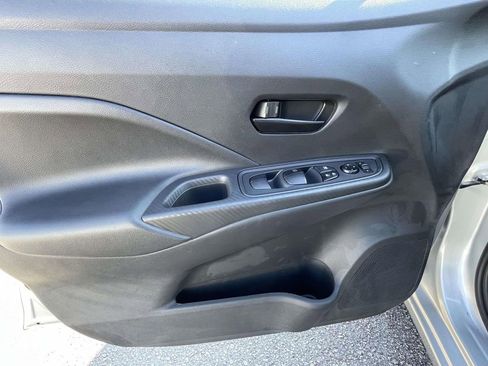 Used 2025 Nissan Versa S w/ Trunk Package image 15