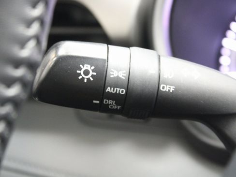 Used 2022 Toyota Highlander Limited image 45