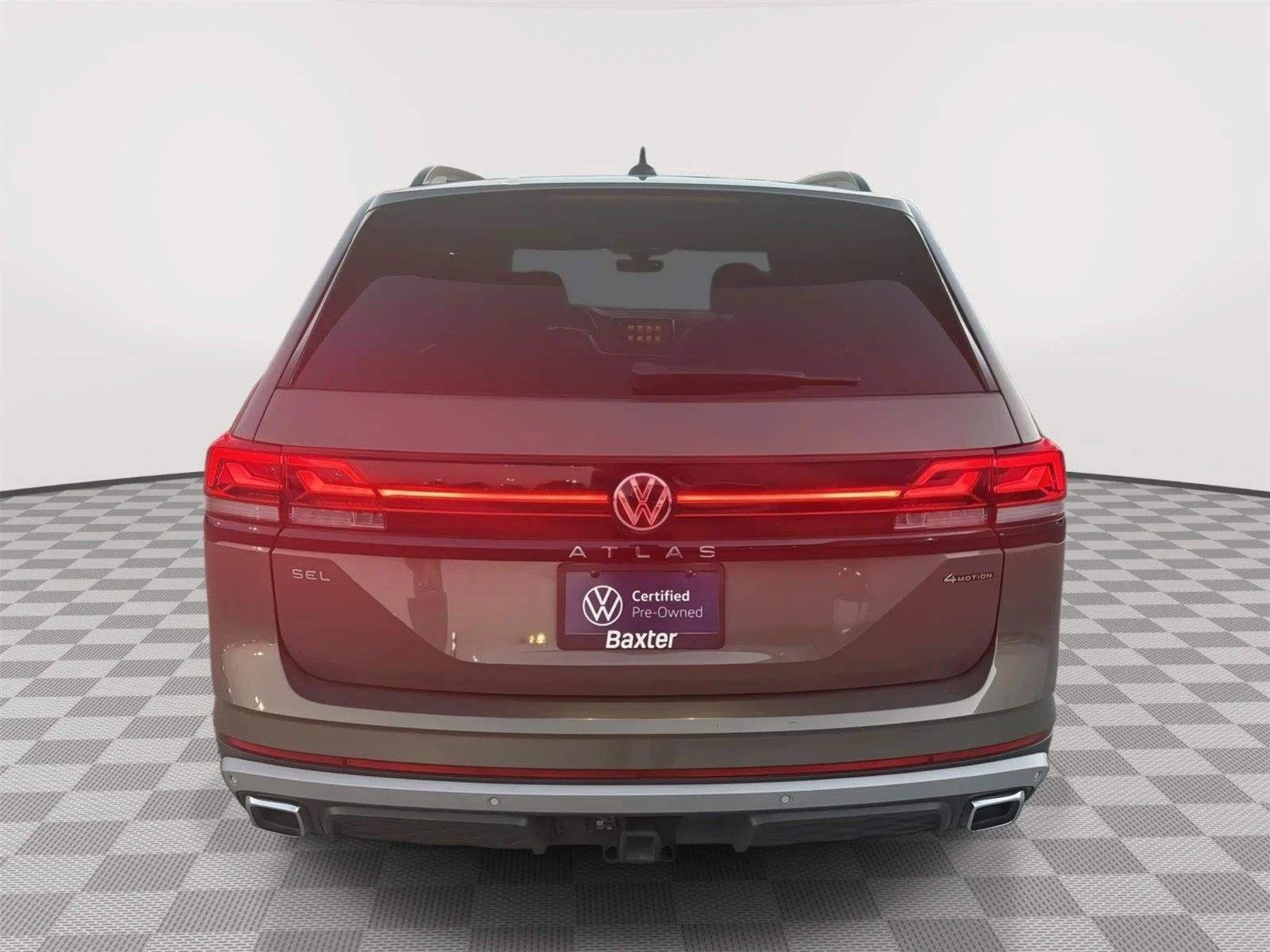 Certified 2024 Volkswagen Atlas Peak Edition SEL AWD/4WD image 27