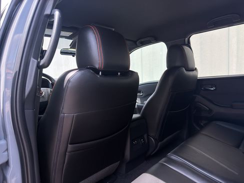 Used 2023 Nissan Frontier PRO-4X w/ Pro Convenience Package AWD/4WD image 13