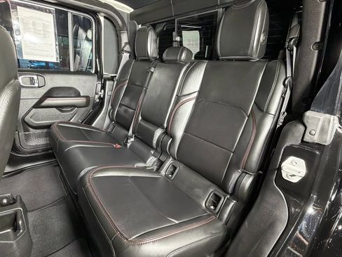 Used 2024 Jeep Gladiator Rubicon image 5