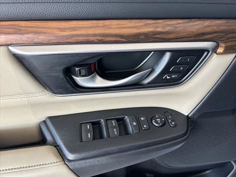 Certified 2022 Honda CR-V Touring image 17