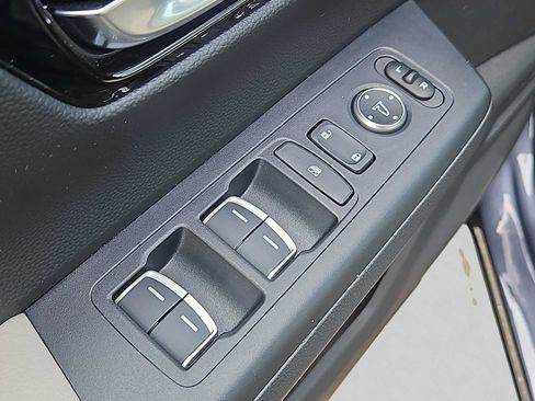 Used 2023 Honda CR-V EX-L image 25