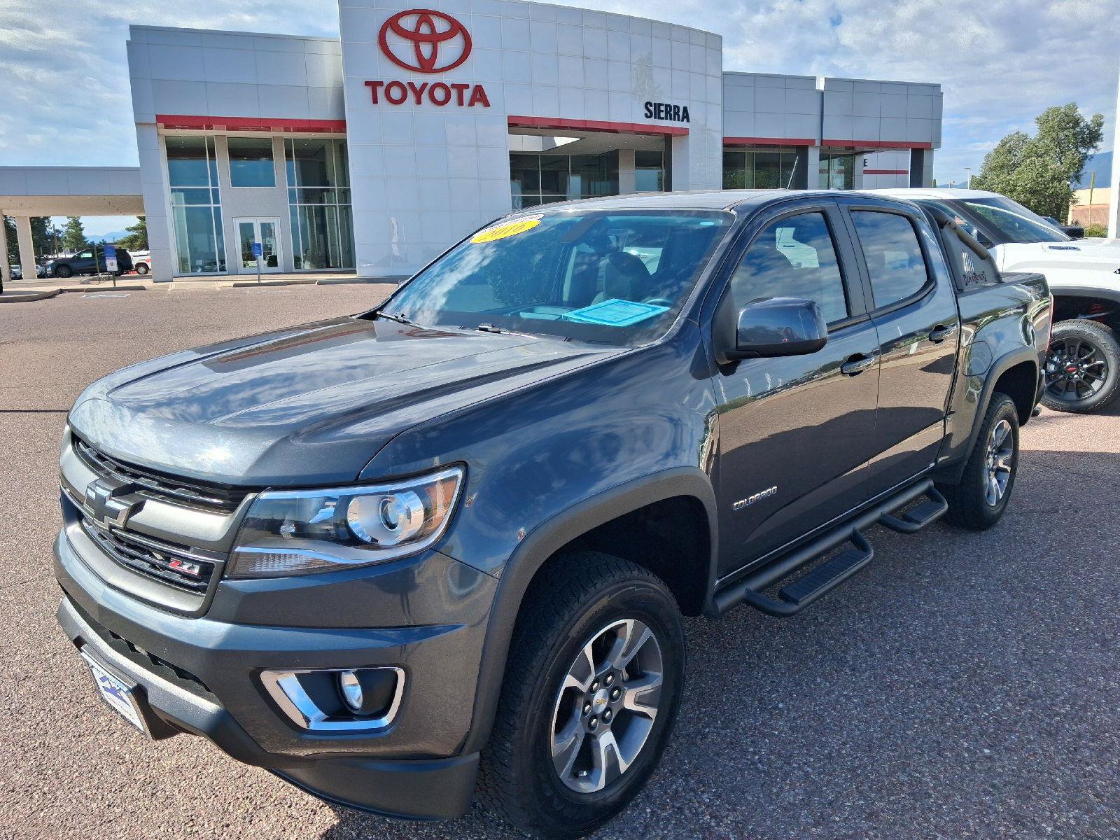 Used 2016 Chevrolet Colorado Z71 AWD/4WD image 1