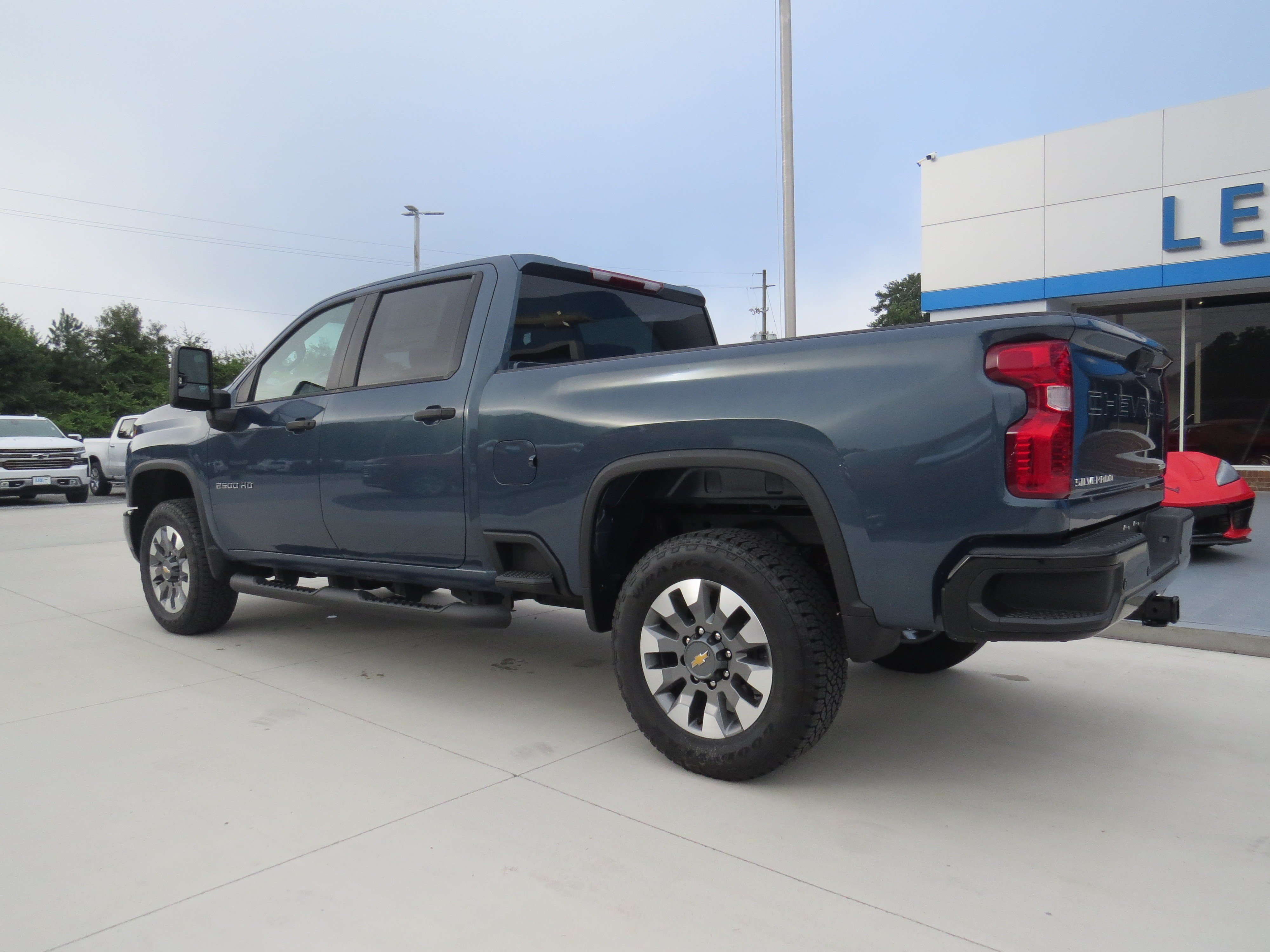 New 2026 Chevrolet Silverado 2500 Custom w/ Custom Value Package AWD/4WD image 3