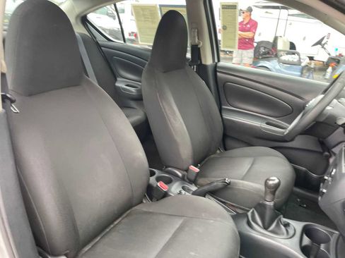 Used 2015 Nissan Versa S FWD image 26