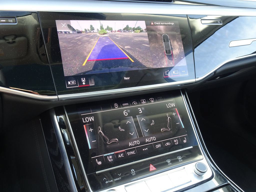 Used 2022 Audi A8 L 3.0T AWD/4WD image 20