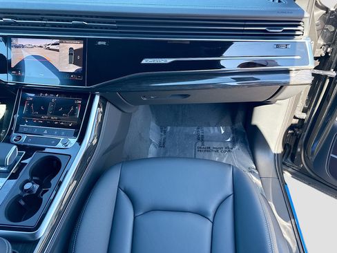 New 2026 Audi Q7 Premium Plus image 17