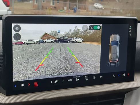 Certified 2025 Ford Explorer Active w/ Active Comfort Package image 18