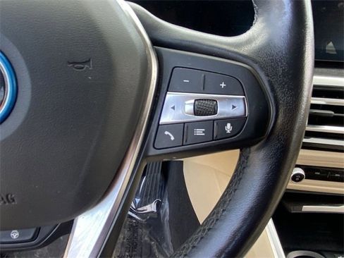 Used 2024 BMW i4 eDrive35 w/ Premium Package image 23