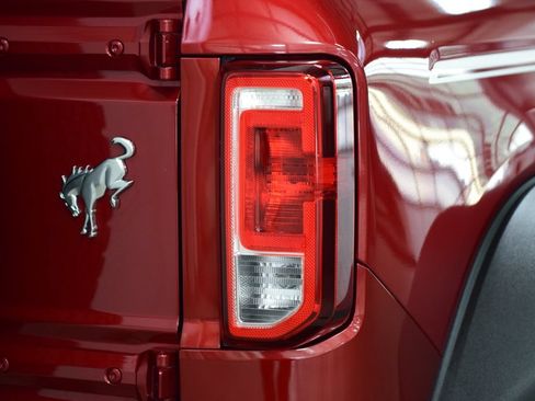Used 2025 Ford Bronco Heritage Edition AWD/4WD image 19