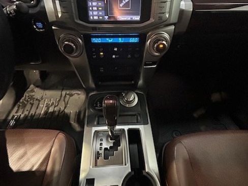 Used 2017 Toyota 4Runner Limited image 20