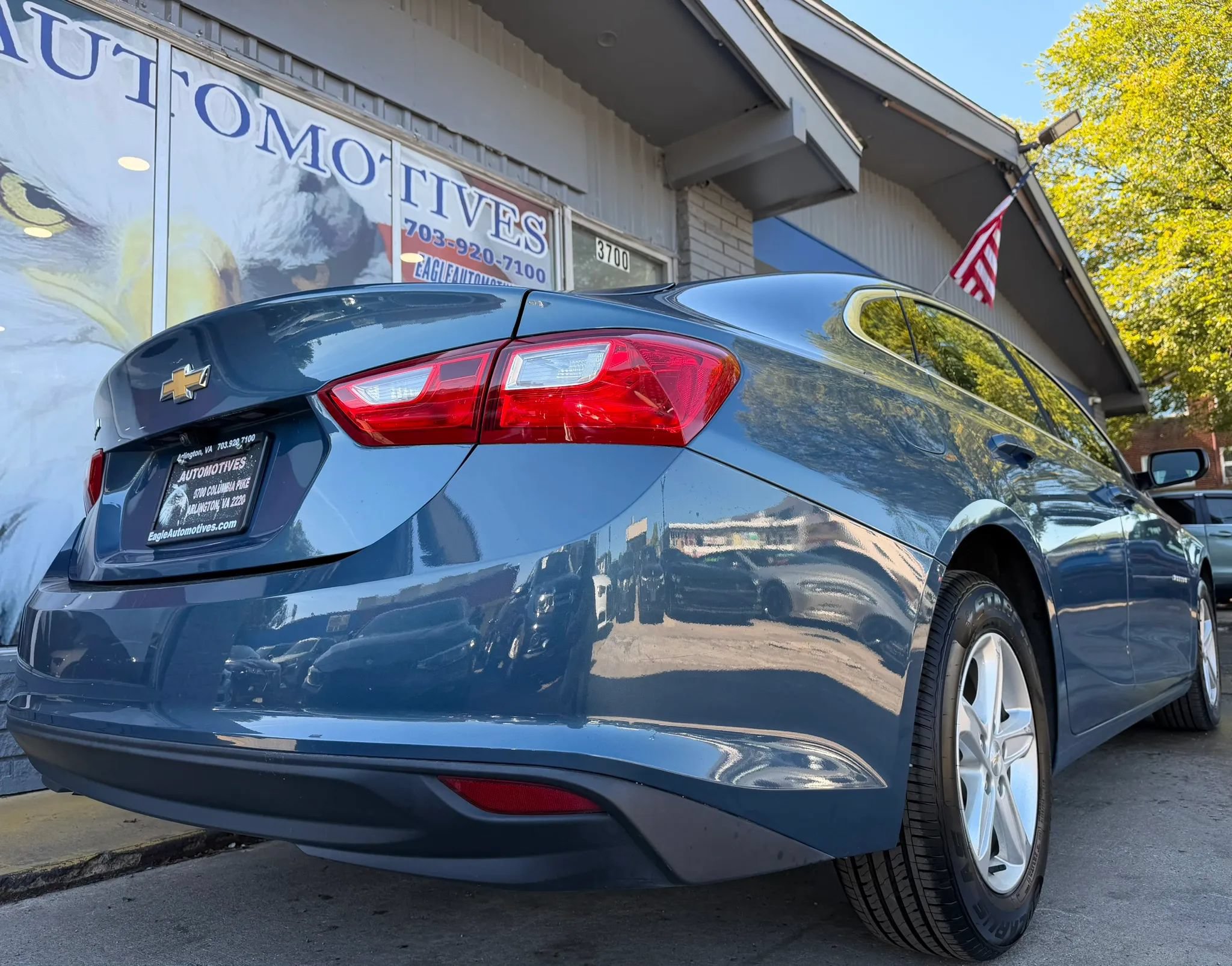 Used 2024 Chevrolet Malibu LS FWD image 3
