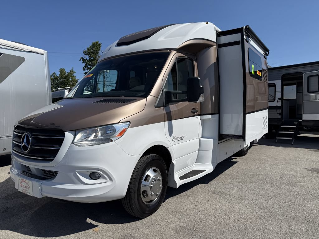 Used 2019 Mercedes-Benz Sprinter 170 image 2