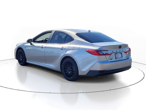 Certified 2025 Toyota Camry LE w/ Convenience Package image 5