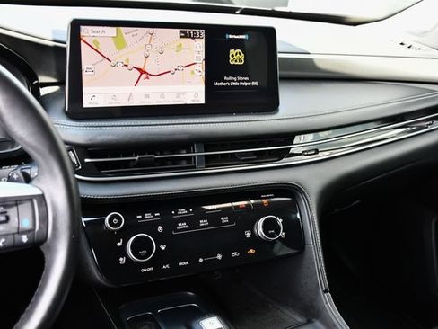 Used 2023 INFINITI QX60 Luxe w/ Performance Audio Package AWD/4WD image 23