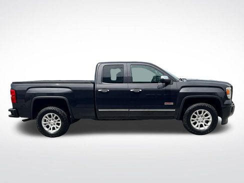 Used 2015 GMC Sierra 1500 SLE w/ All-Terrain Package AWD/4WD image 9