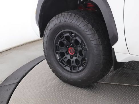 Used 2024 Toyota Tundra TRD Pro AWD/4WD image 10