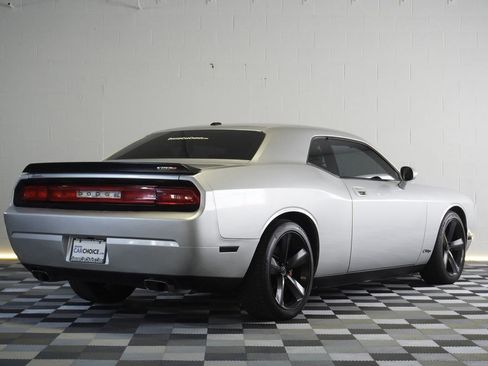 Used 2009 Dodge Challenger SRT8 w/ SRT Option Group II image 6