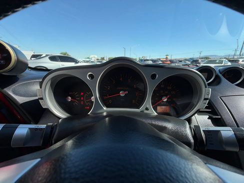 Used 2004 Nissan 350Z Touring RWD image 15