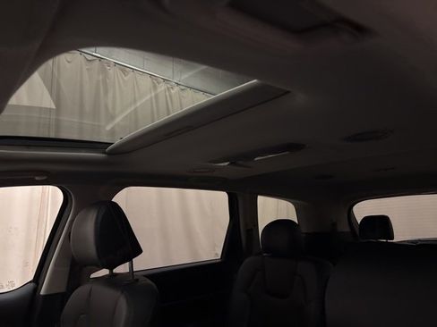 Certified 2023 Kia Telluride S w/ S Sunroof Package image 20