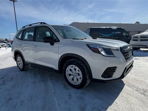 Used 2022 Subaru Forester image 2