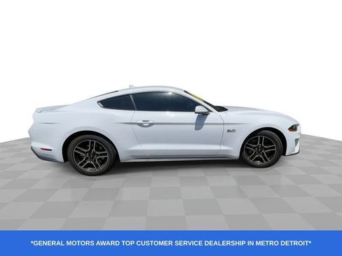 Used 2022 Ford Mustang GT RWD image 10