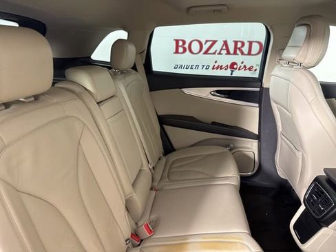 Used 2020 Lincoln Nautilus FWD w/ Equipment Group 101A image 17