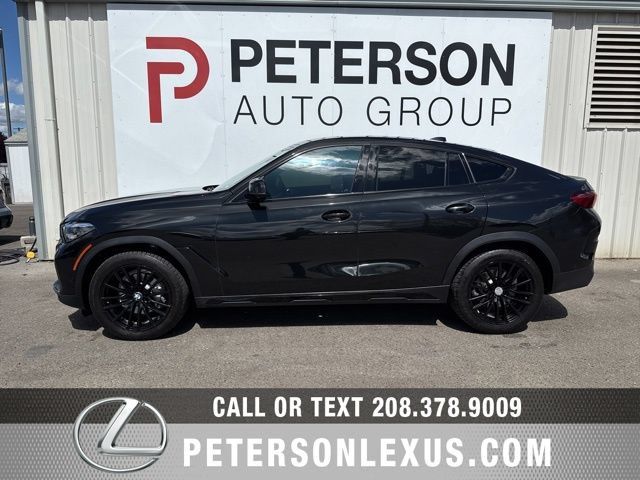 Used 2023 BMW X6 xDrive40i w/ Premium Package AWD/4WD image 7