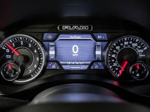 Used 2019 RAM 1500 Big Horn image 18