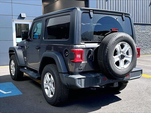 Used 2021 Jeep Wrangler Sport AWD/4WD image 6