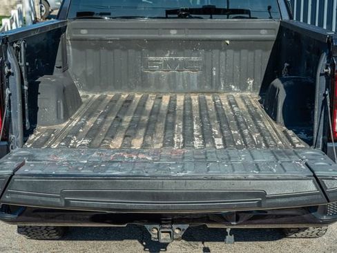 Used 2022 GMC Sierra 1500 Elevation image 14