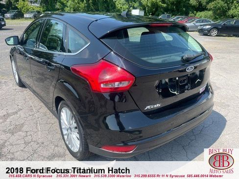 Used 2018 Ford Focus Titanium image 5