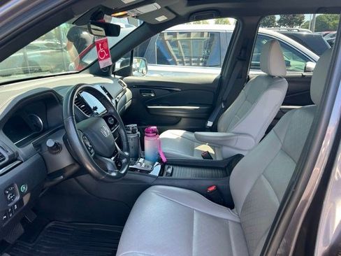 Certified 2020 Honda Passport Touring image 12