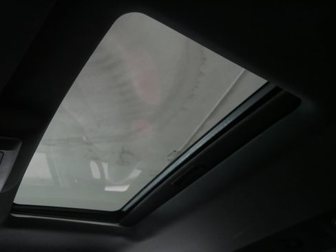 Used 2017 RAM 1500 Rebel w/ Luxury Group image 31