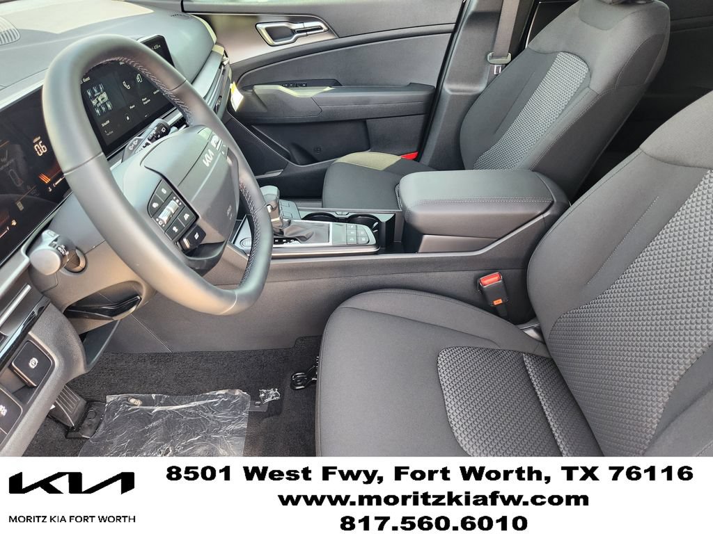 New 2026 Kia Sportage LX w/ LX Convenience Package FWD image 9