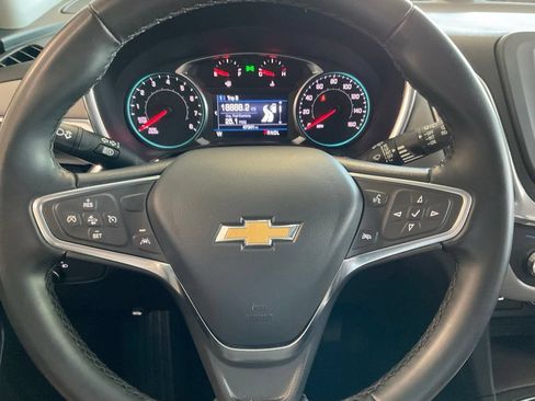 Used 2024 Chevrolet Equinox LT AWD/4WD image 12