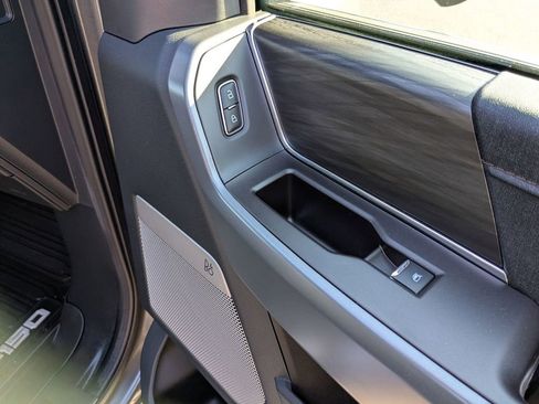 Used 2024 Ford F150 Lariat w/ FX4 Off-Road Package image 28