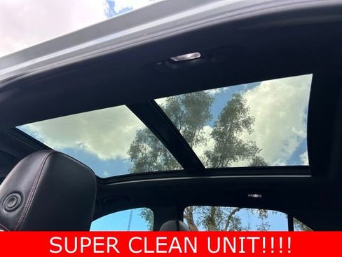 Used 2022 Chevrolet Equinox RS w/ RS Leather Package image 17