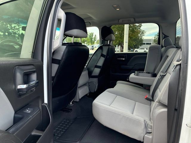 Used 2018 Chevrolet Silverado 1500 Custom w/ Custom Value Package AWD/4WD image 15