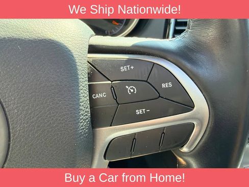 Used 2020 Jeep Grand Cherokee Overland AWD/4WD image 15