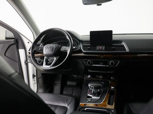 Used 2018 Audi Q5 2.0T Premium image 17