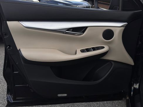 Used 2021 INFINITI QX50 Luxe image 13