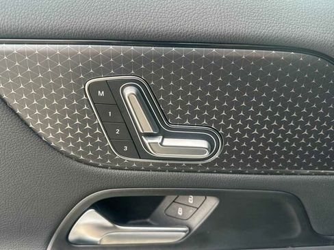 Certified 2025 Mercedes-Benz GLA 250 GLA 250 image 13