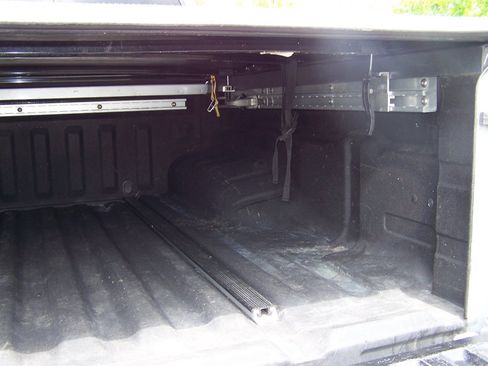 Used 2019 Nissan Frontier SL image 33