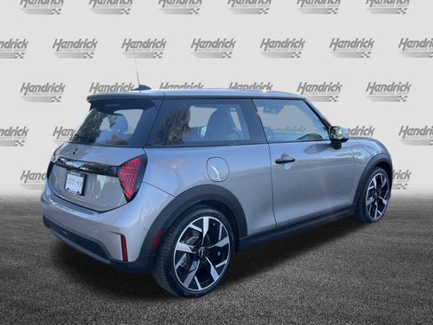 Certified 2025 MINI Cooper S image 10